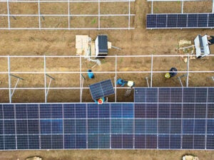 Fig2-aerial-view-of-solar-panels-under-construction-envato_c