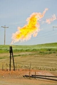 Orvis_State_natural_gas_flare_01_-_Arnegard_North_Dakota_-_2013-07-04