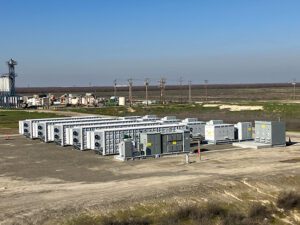 Splash-Fresno-hybrid-power-plant-battery-storage
